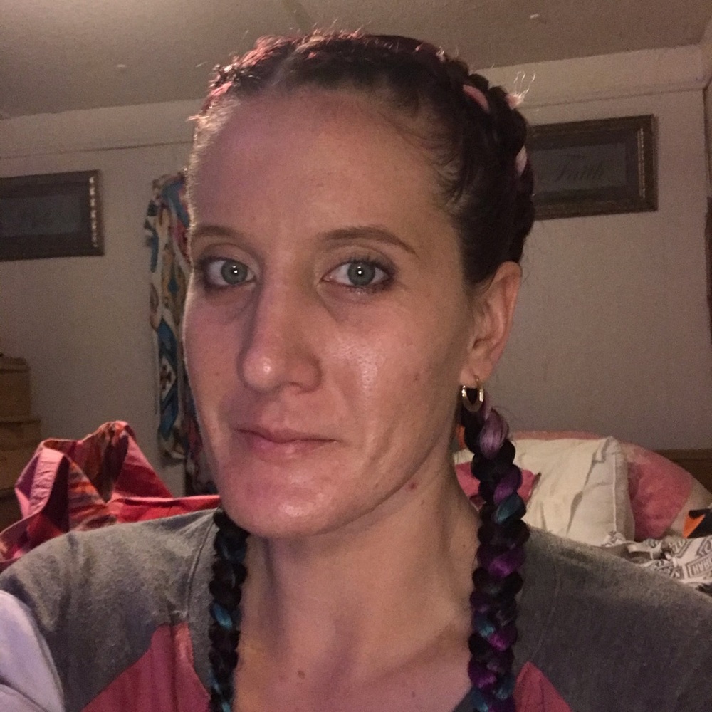 Meet your Posher, Kendra